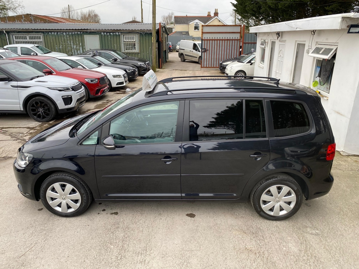 Used Volkswagen Touran 2014 for sale - 77558287: Photo 41