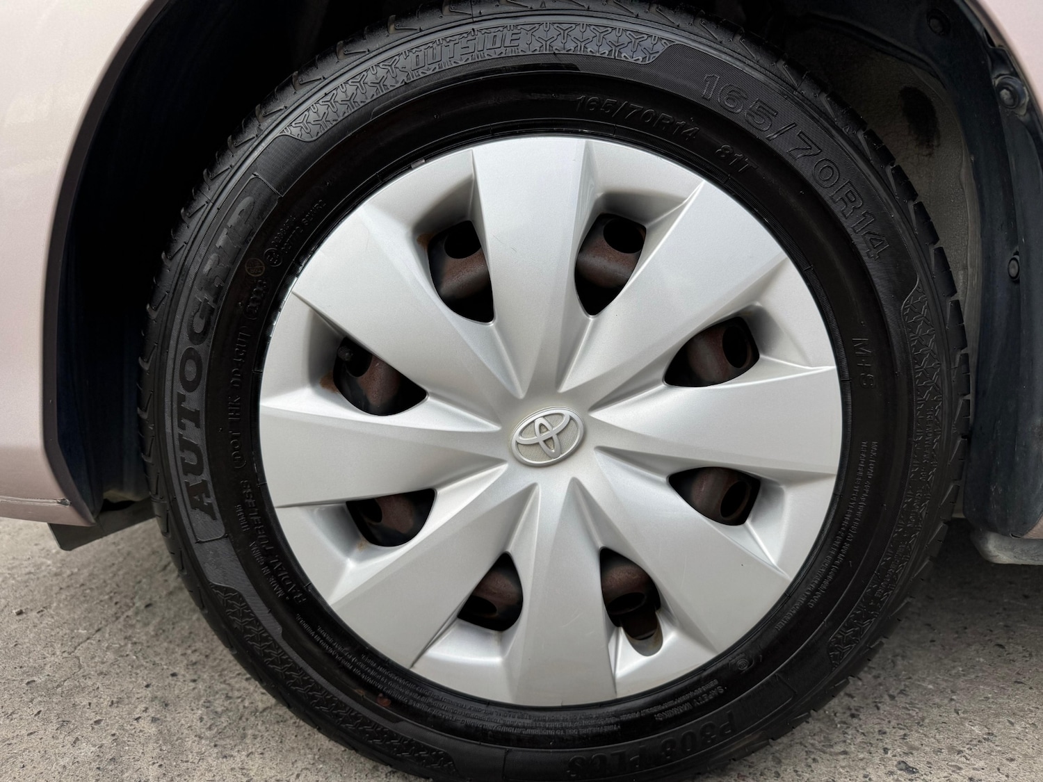 Used Toyota Vitz 2012 for sale - 76635401: Photo 31