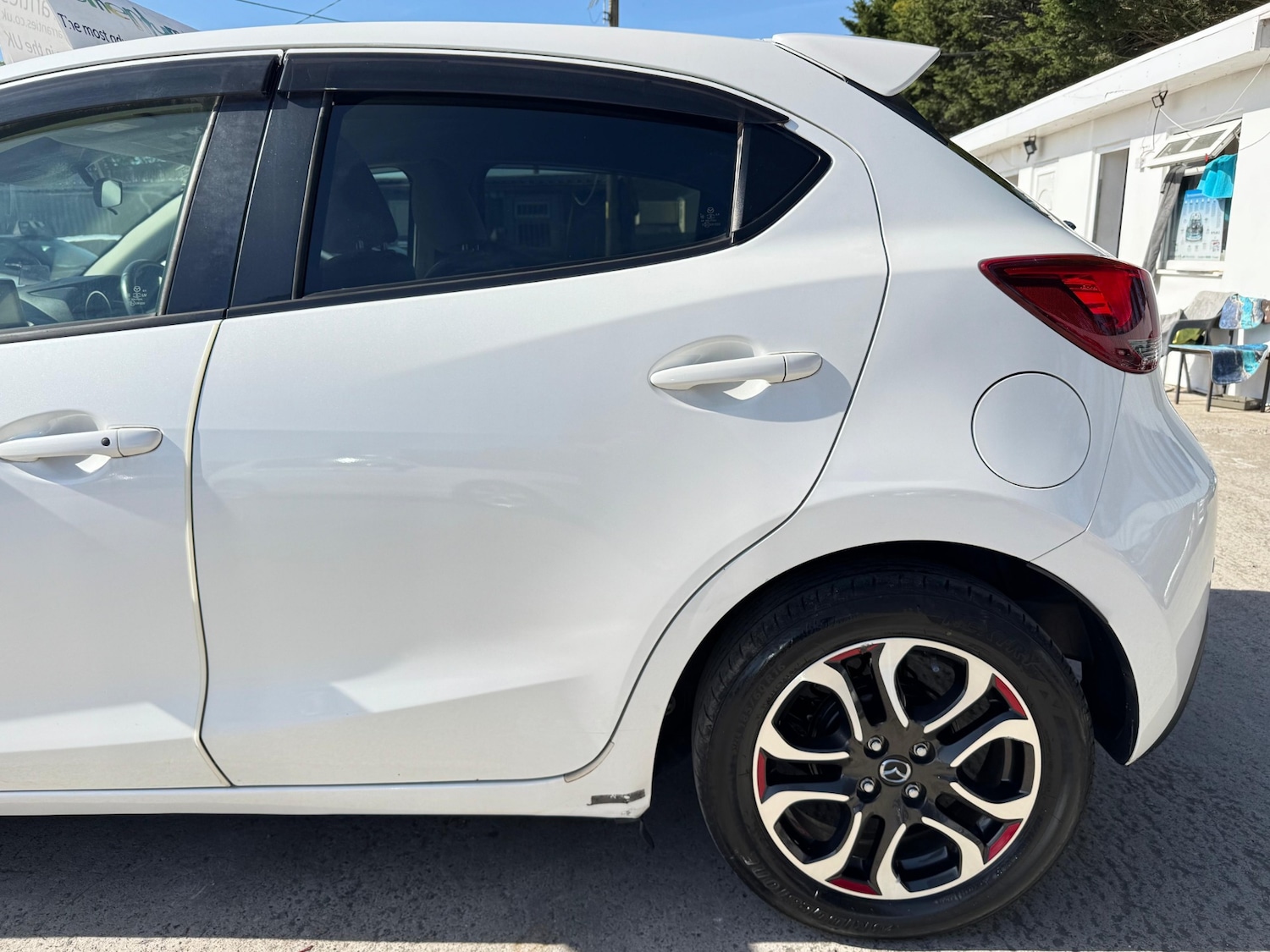 Used Mazda Demio 2014 for sale - 76927736: Photo 9