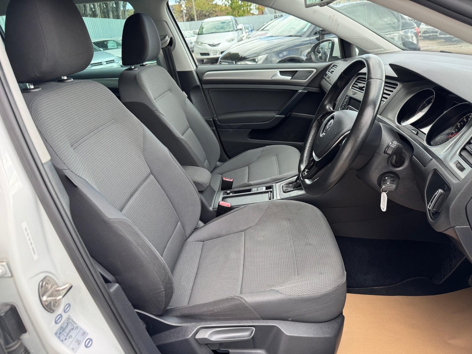 Used Volkswagen Golf 2025 for sale - 76194690: Photo 18