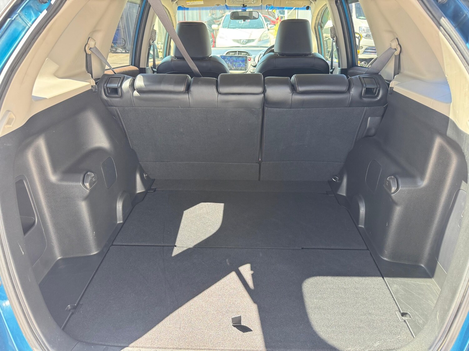 Used Honda Fit 2012 for sale - 76116669: Photo 12