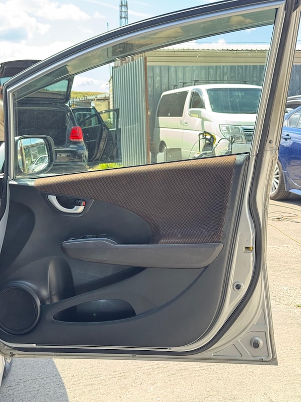 Used Honda Fit 2012 for sale - 76299683: Photo 28