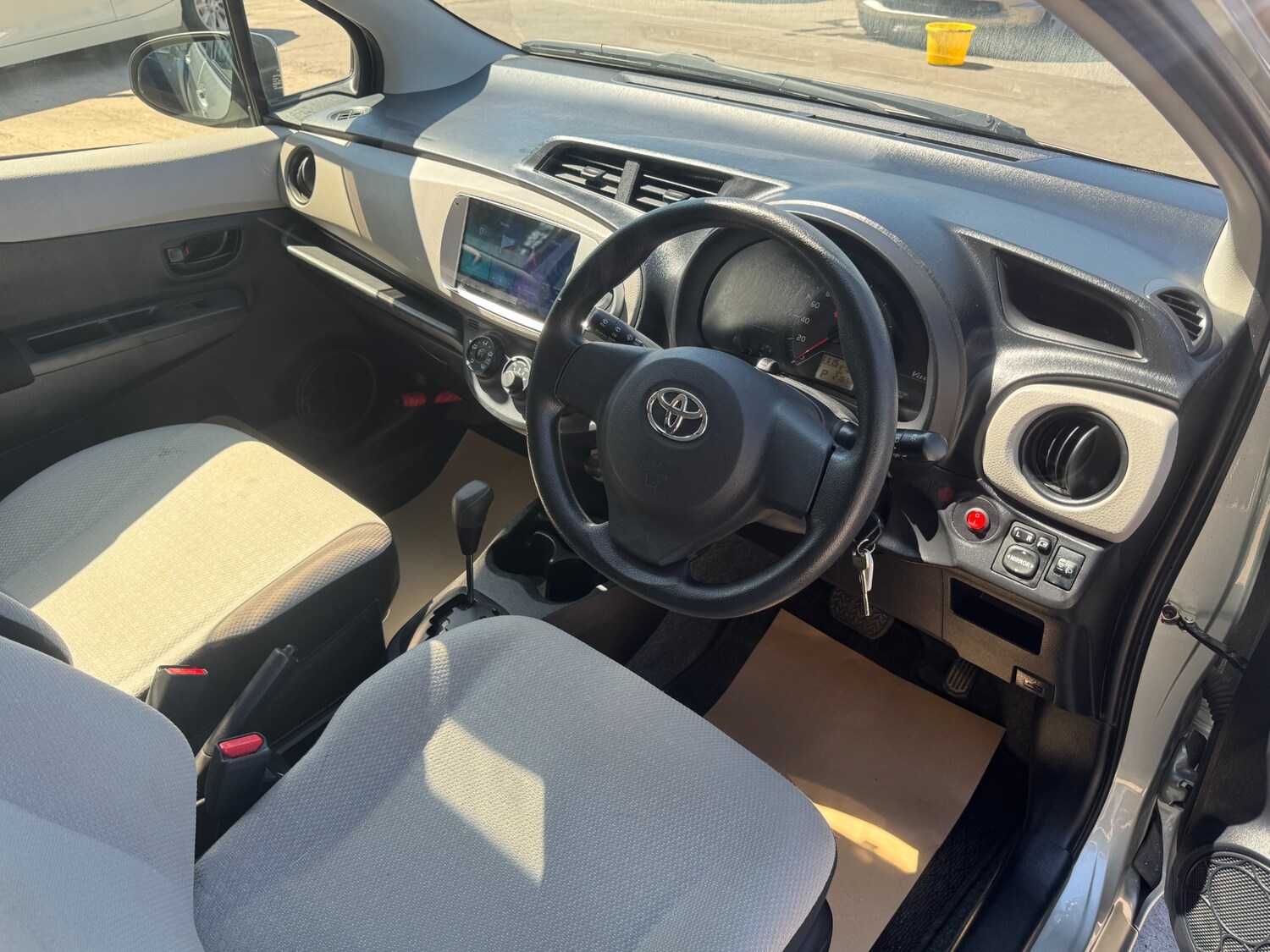 Used Toyota Vitz 2025 for sale - 78148560: Photo 13