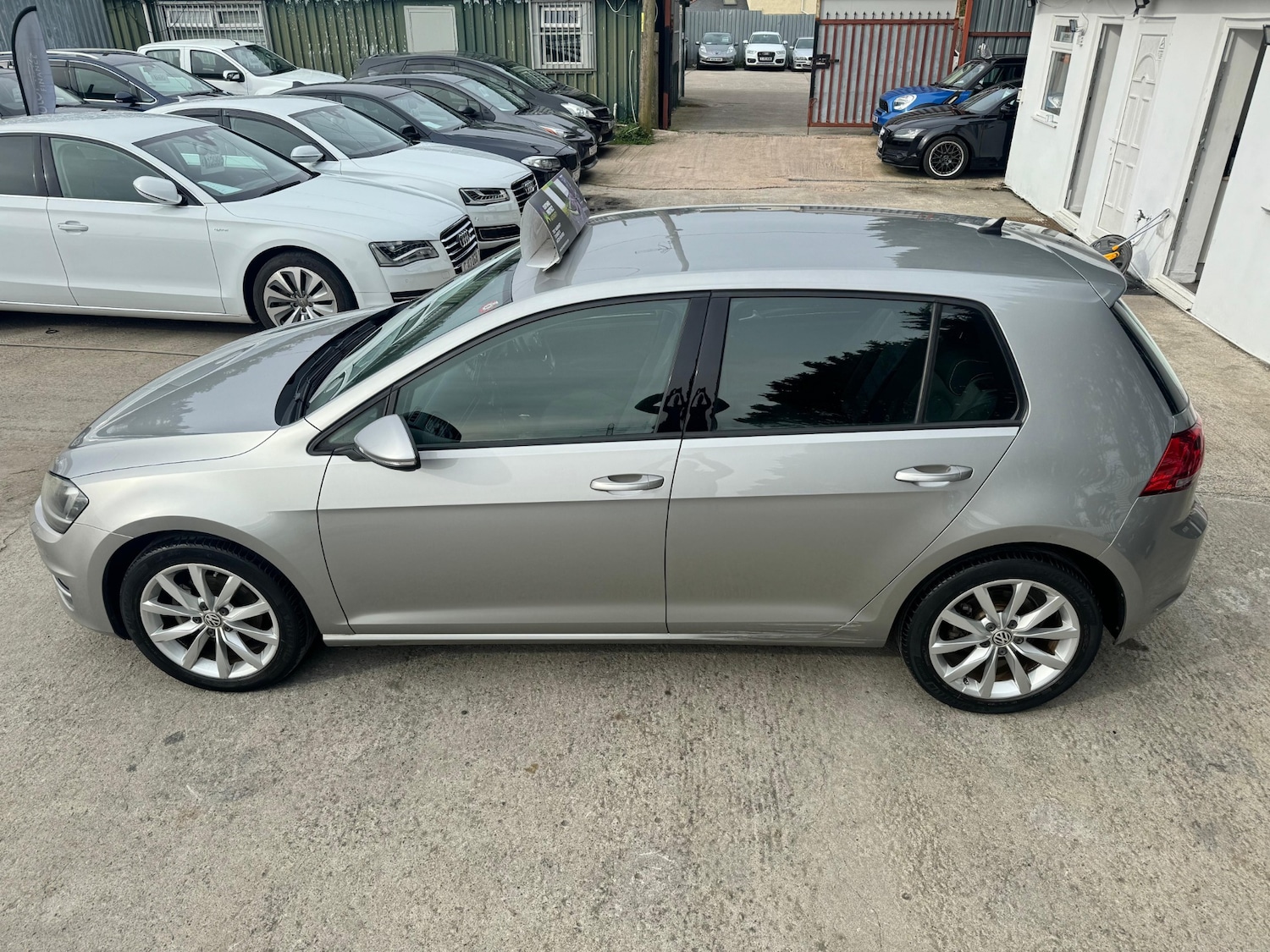 Used Volkswagen Golf 2013 for sale - 76129127: Photo 31