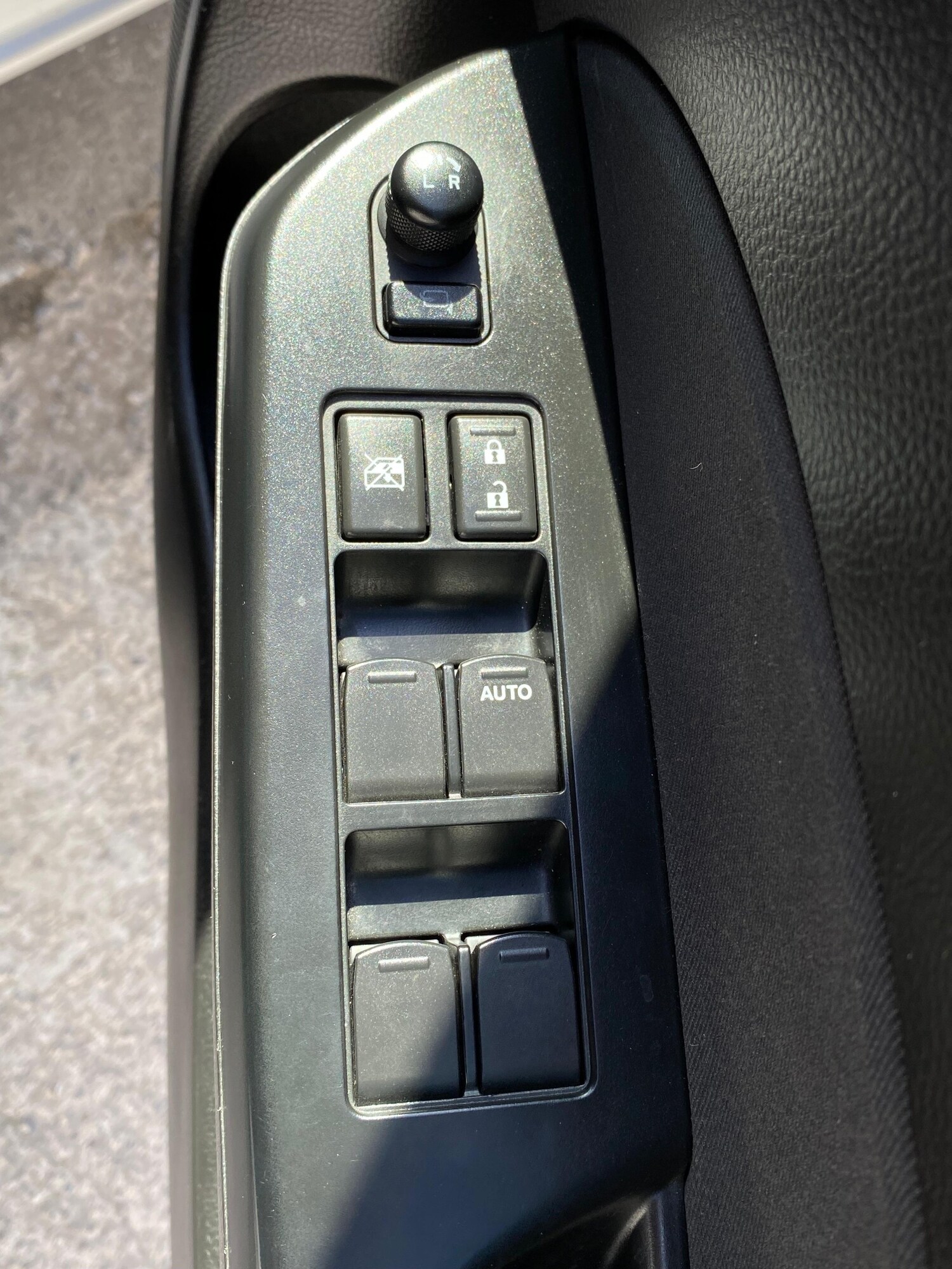 Used Suzuki Swift 2013 for sale - 78074114: Photo 23