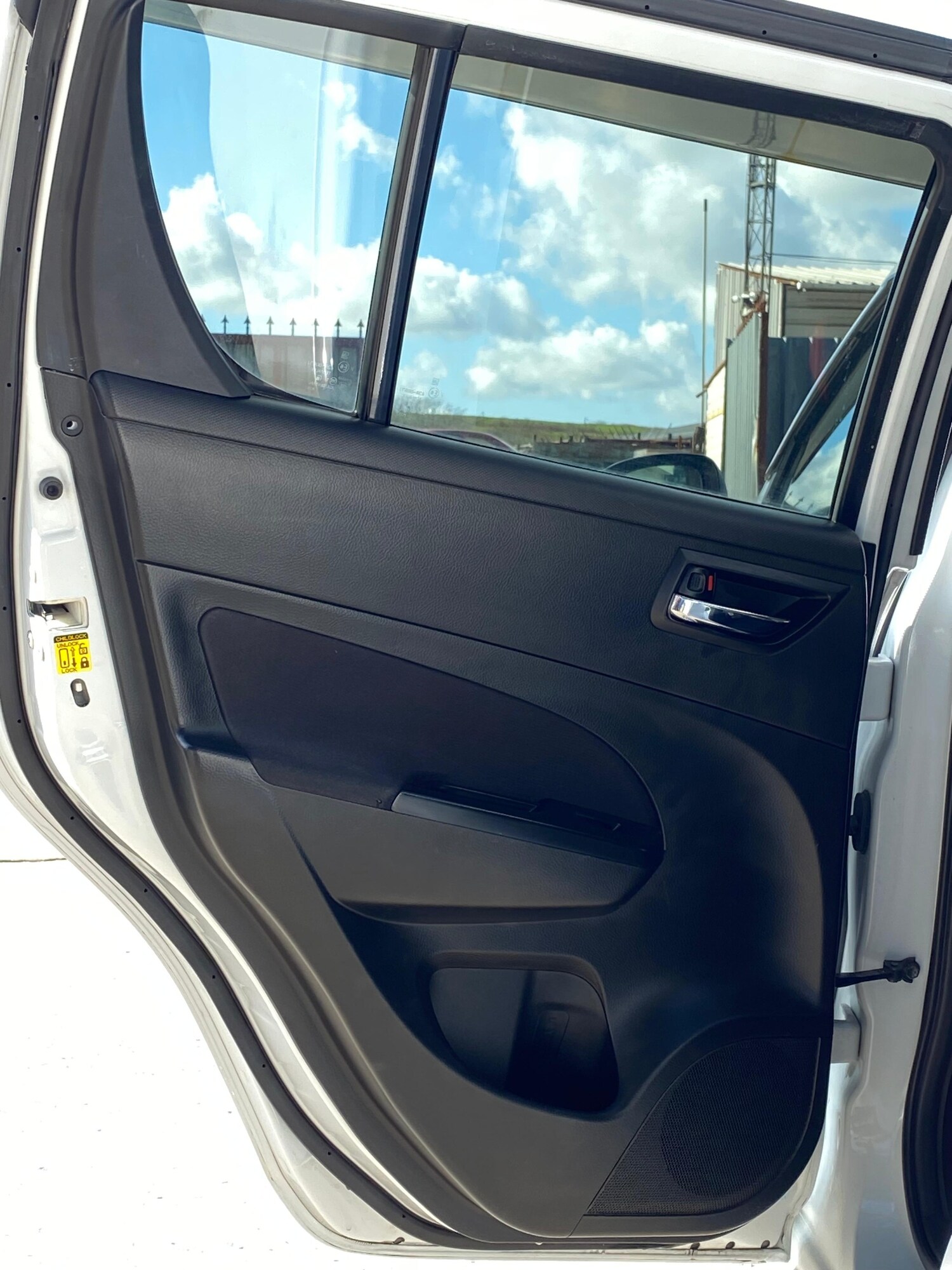 Used Suzuki Swift 2013 for sale - 78074114: Photo 26