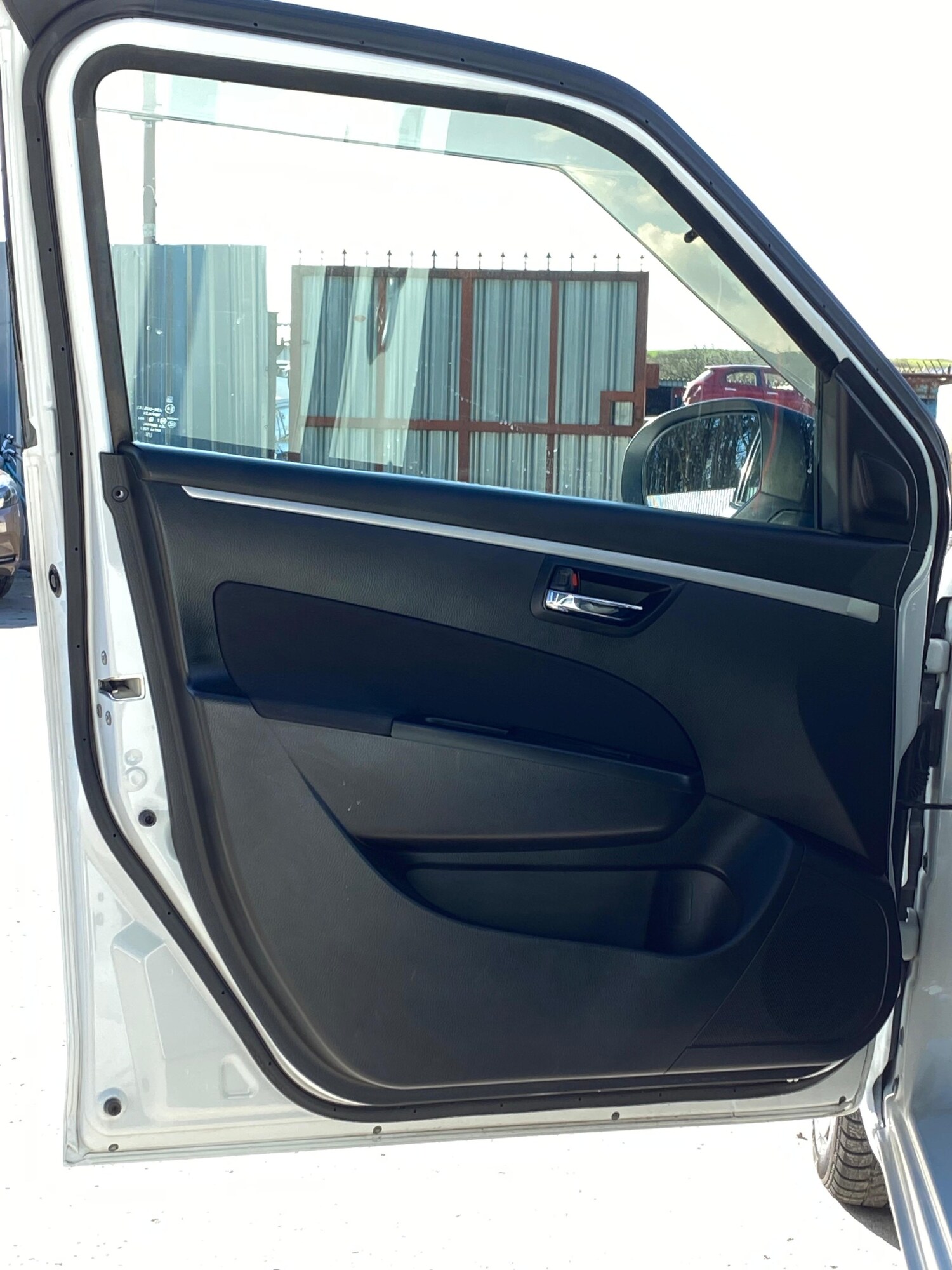 Used Suzuki Swift 2013 for sale - 78074114: Photo 27