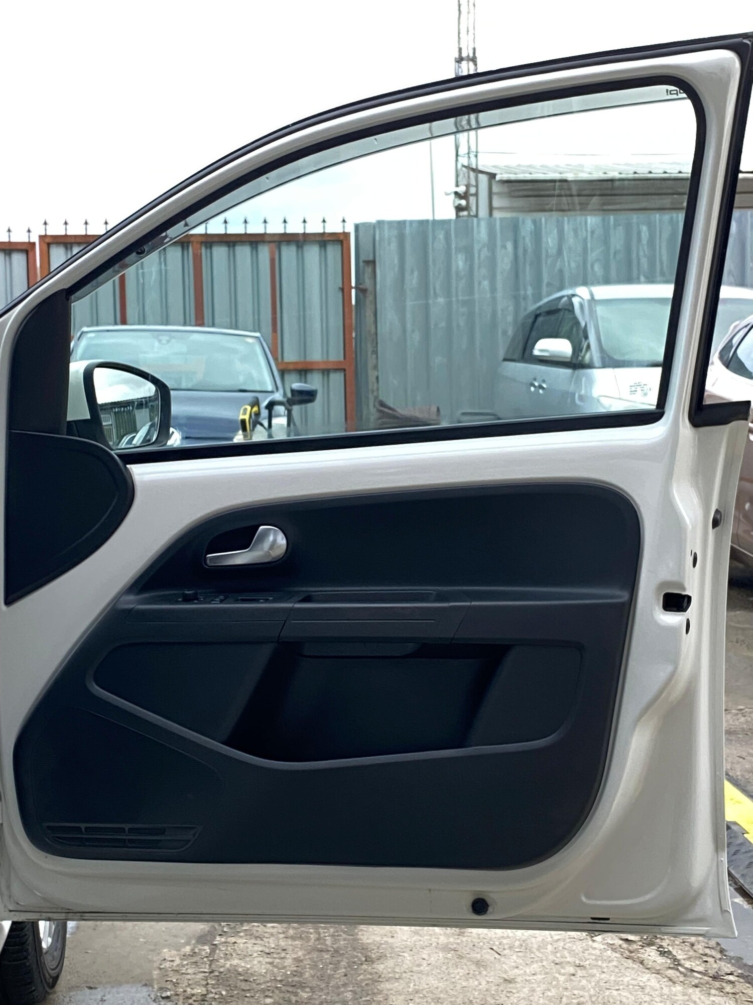 Used Volkswagen up! 2026 for sale - 78123057: Photo 24