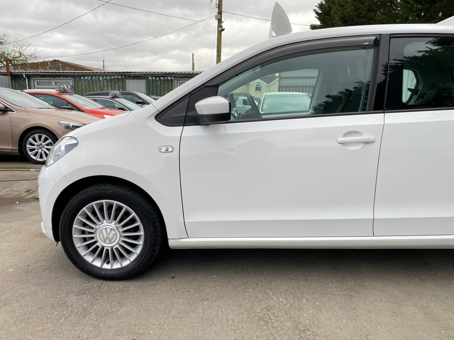 Used Volkswagen up! 2026 for sale - 78123057: Photo 8