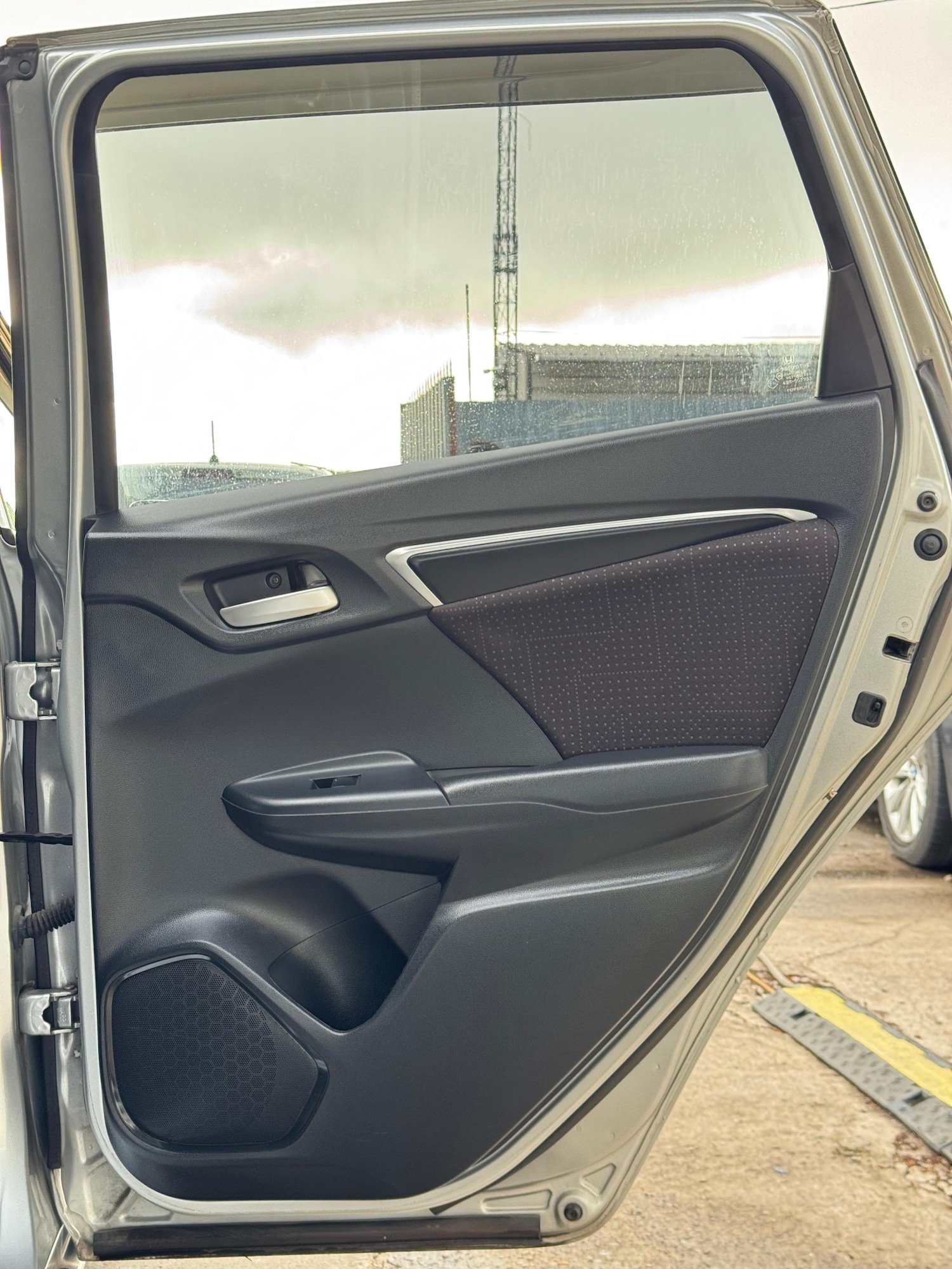 Used Honda Fit 2014 for sale - 76552009: Photo 24