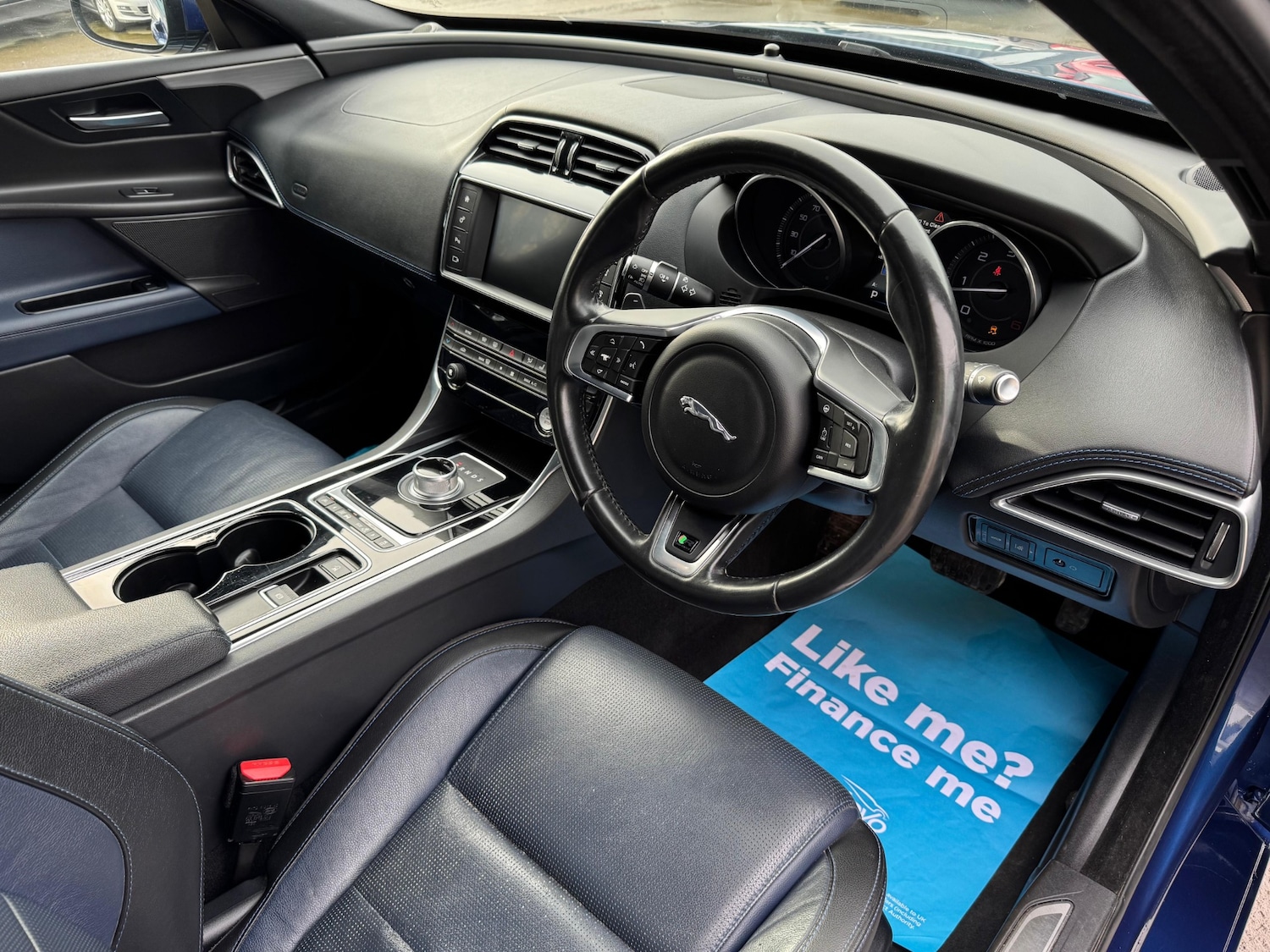Used Jaguar XE 2015 for sale - 76129257: Photo 13
