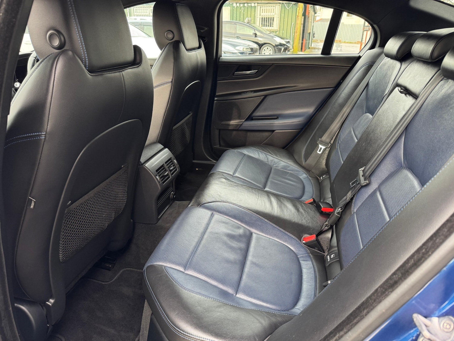 Used Jaguar XE 2015 for sale - 76129257: Photo 29