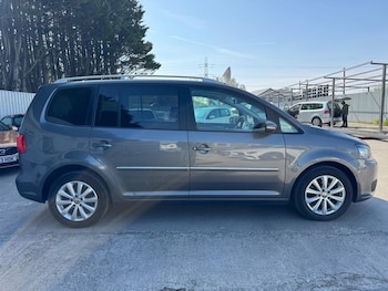 Used Volkswagen Touran 2013 for sale - 78637501: Photo