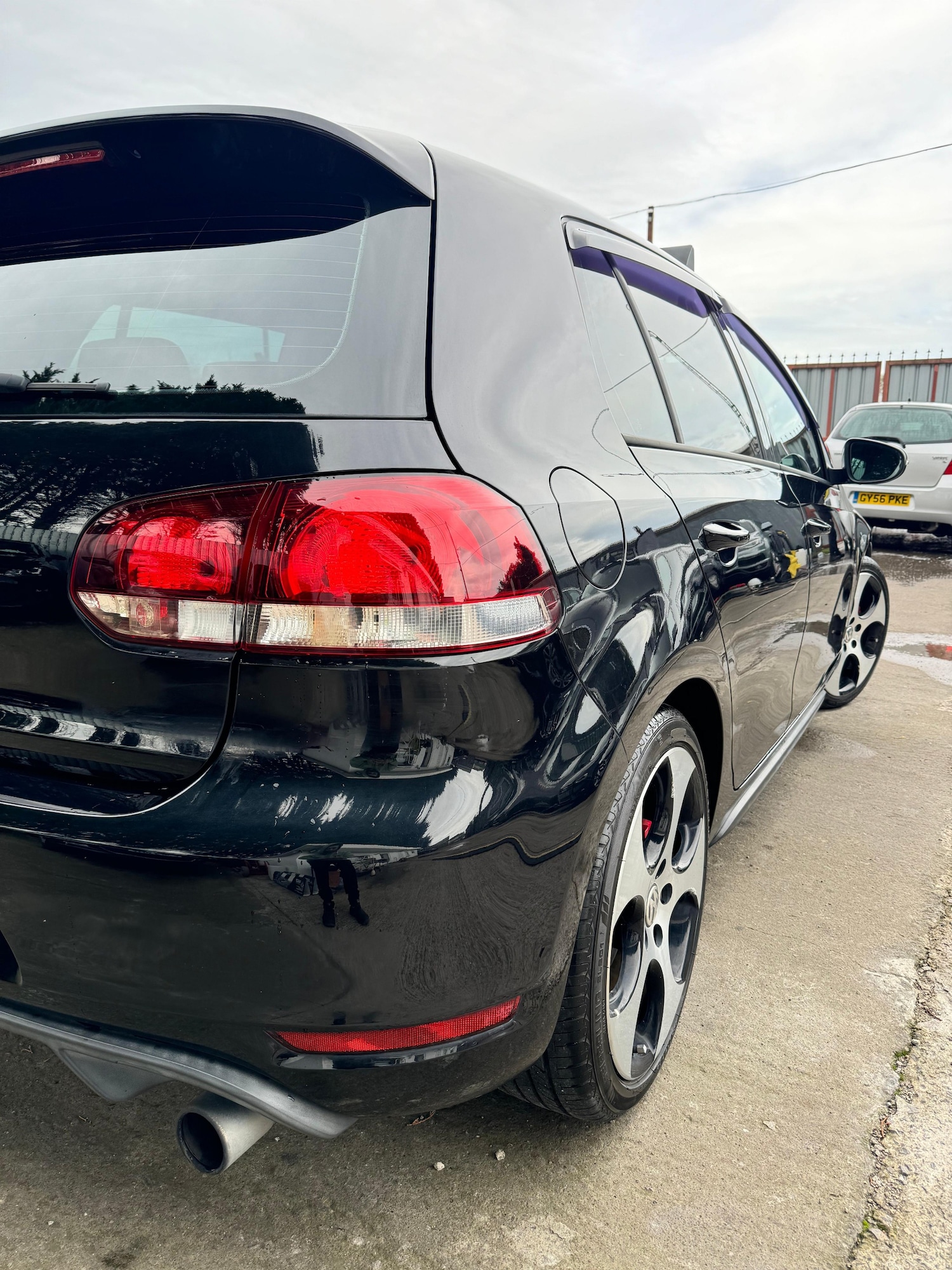 Used Volkswagen Golf 2010 for sale - 76159288: Photo 40