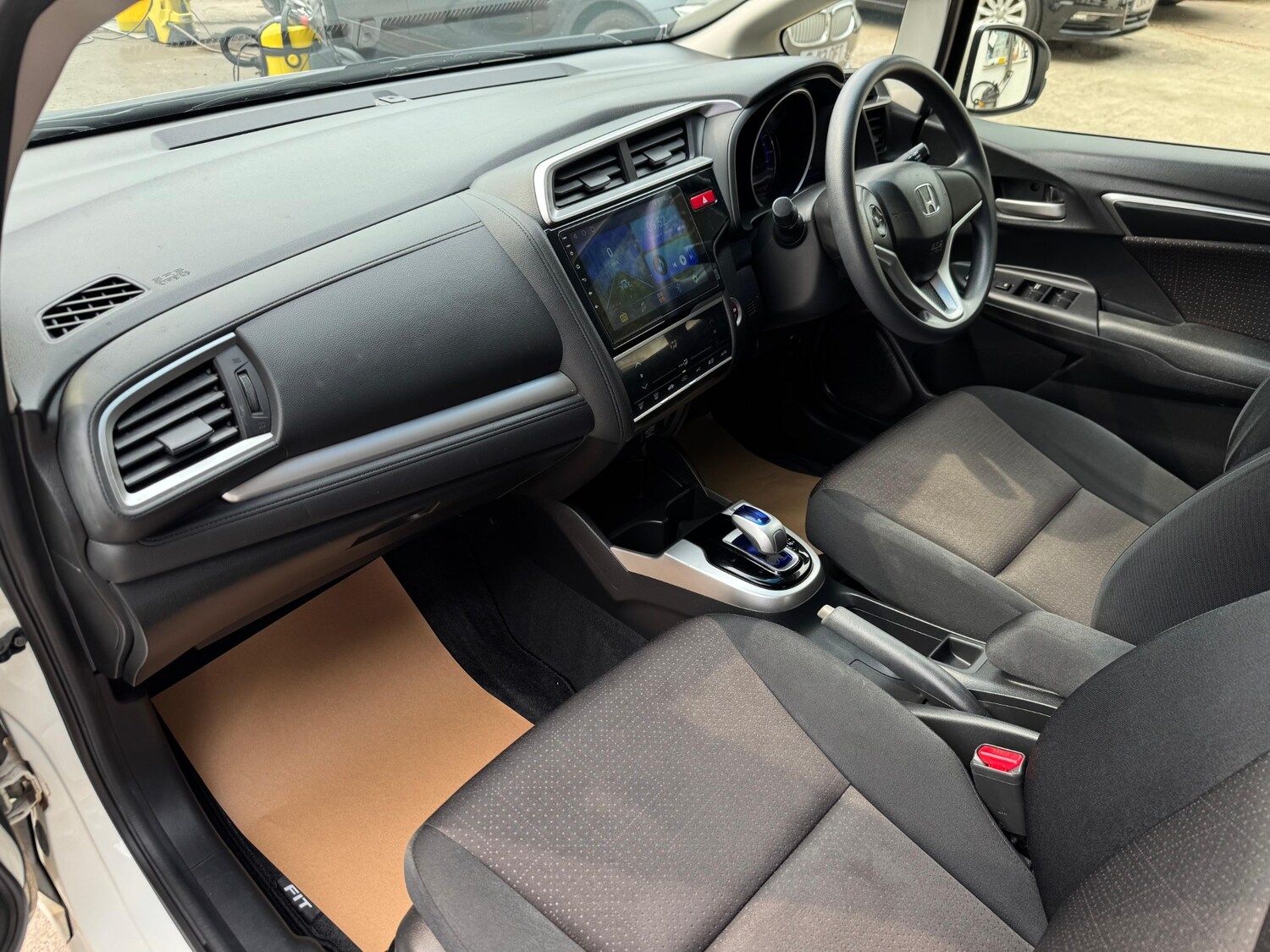 Used Honda Fit 2014 for sale - 76097103: Photo 30