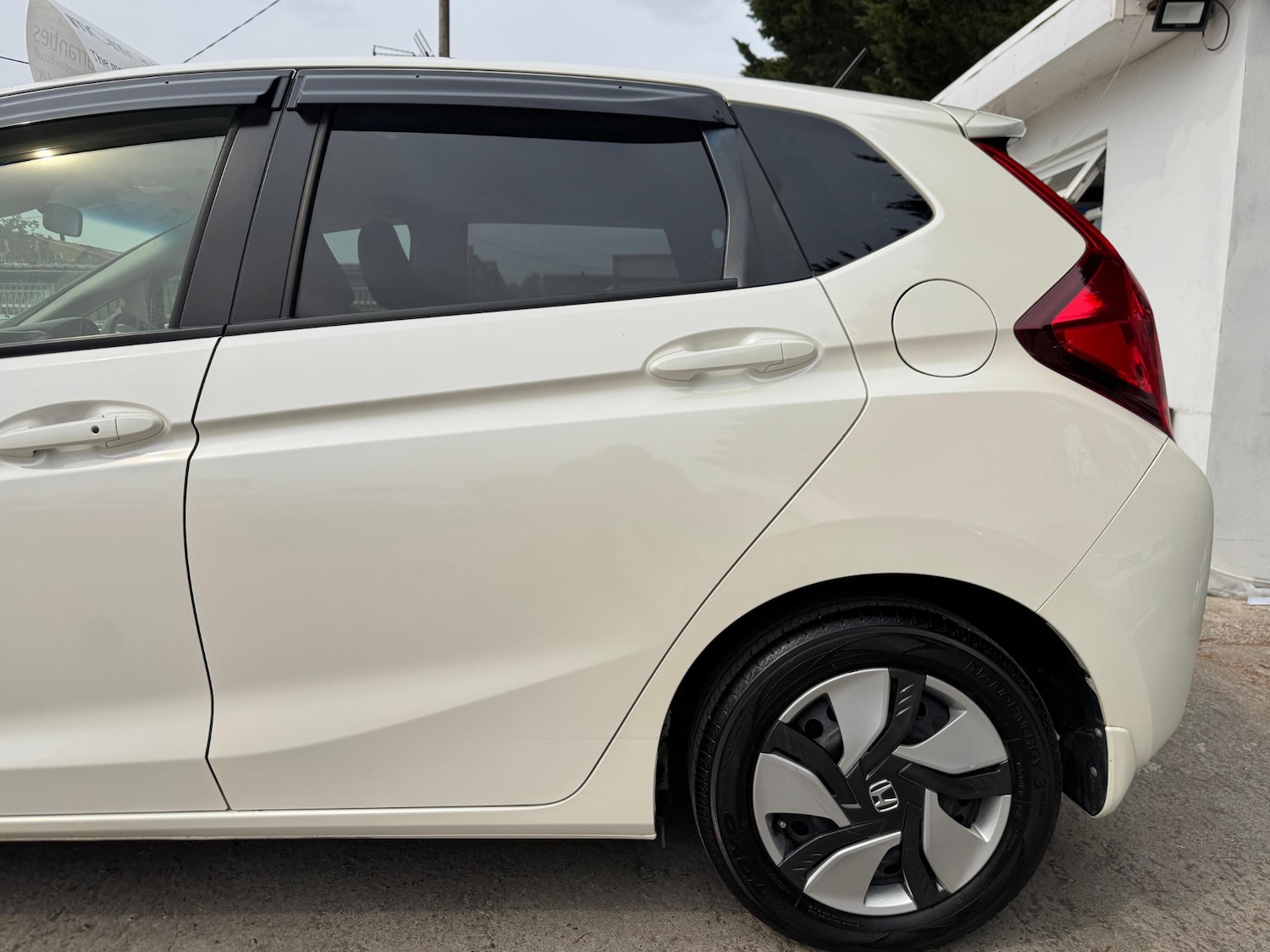 Used Honda Fit 2014 for sale - 76097103: Photo 9