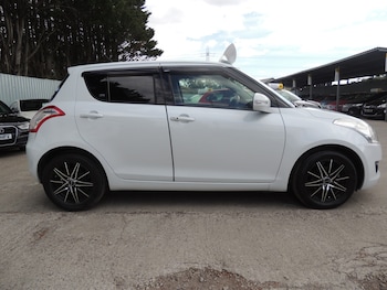 Used Suzuki Swift 2012 for sale - 79459742: Photo