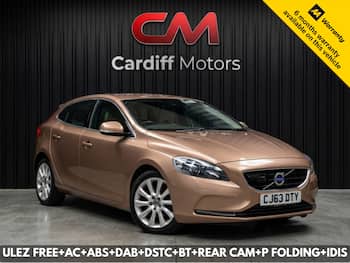 Used Volvo V40 2013 for sale - 79782133: Photo