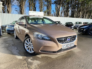 Used Volvo V40 2013 for sale - 78367415: Photo