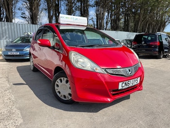2025 (61) - 1.3 HYBRID AUTO 5-Door