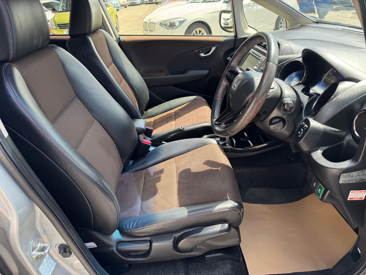 Used Honda Fit 2012 for sale - 76400066: Photo 14