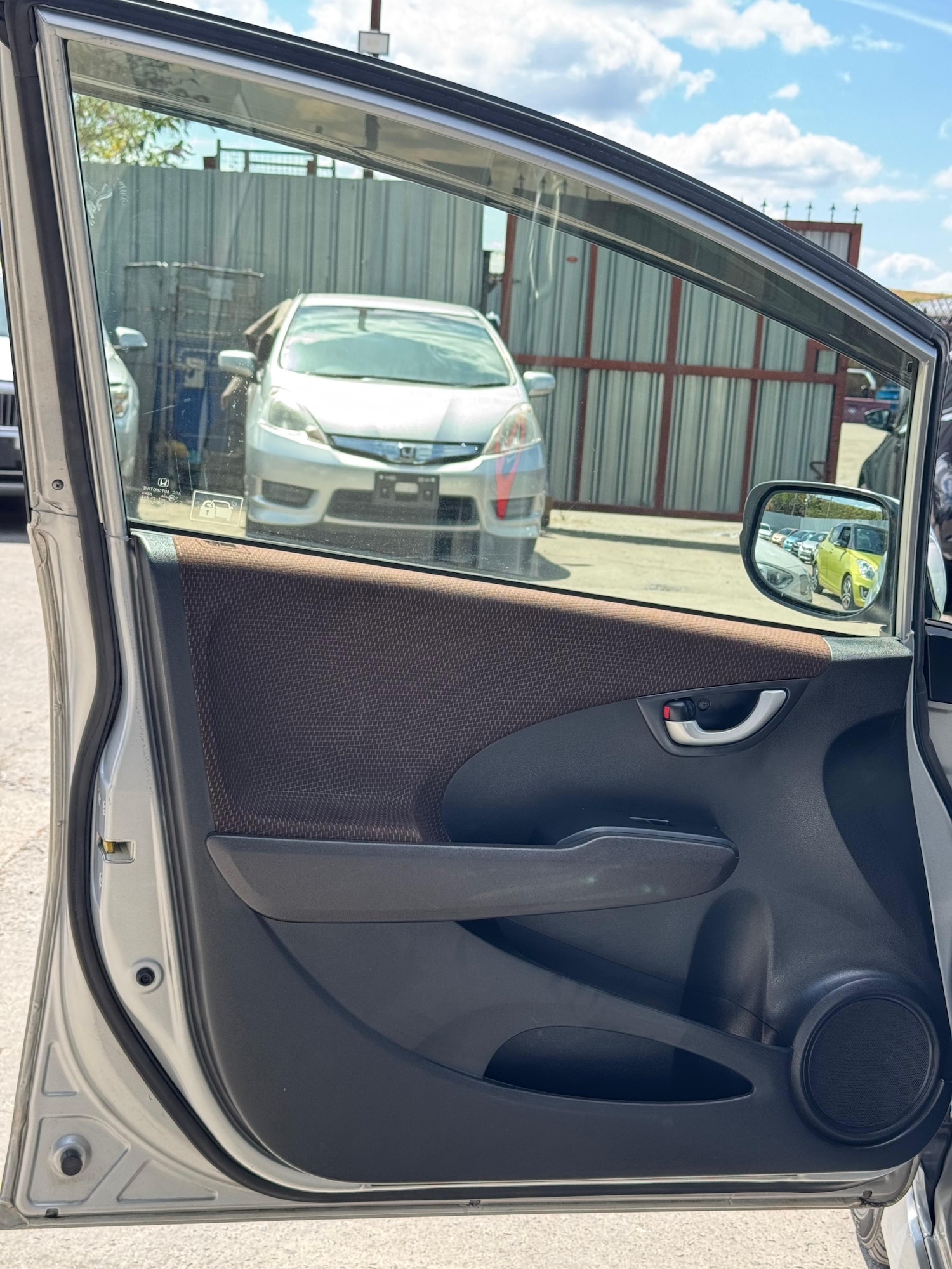 Used Honda Fit 2012 for sale - 76400066: Photo 26