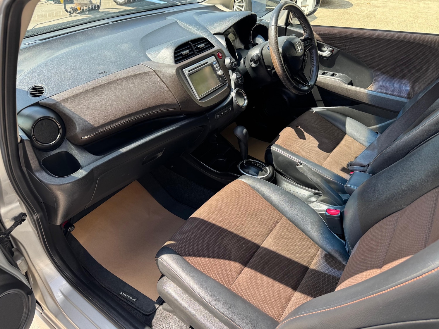 Used Honda Fit 2012 for sale - 76400066: Photo 31