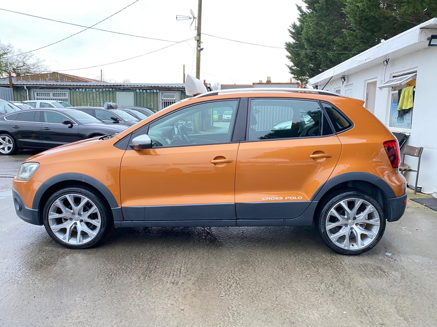 Used Volkswagen Polo 2015 for sale - 77092125: Photo 6