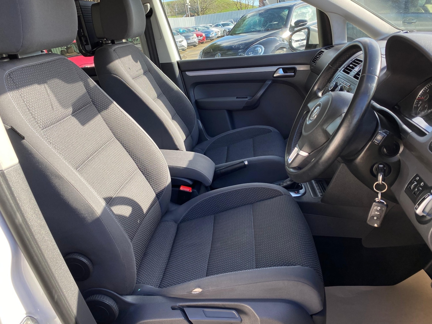 Used Volkswagen Touran 2013 for sale - 77897140: Photo 14