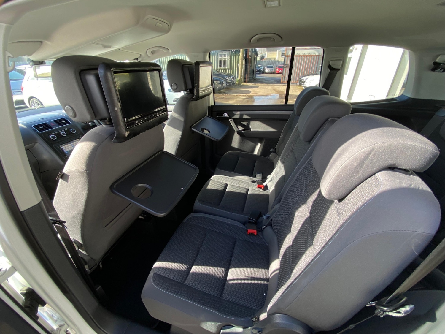 Used Volkswagen Touran 2013 for sale - 77897140: Photo 31