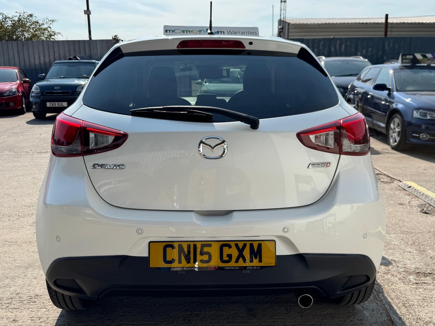 Used Mazda Demio 2015 for sale - 76927410: Photo 10