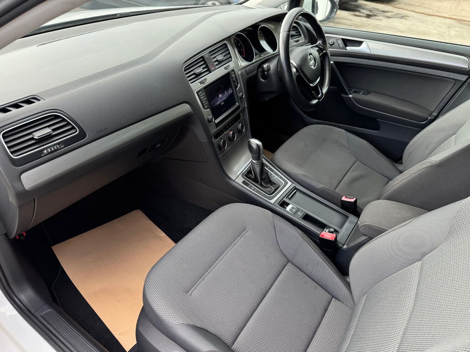 Used Volkswagen Golf 2025 for sale - 77413497: Photo 30