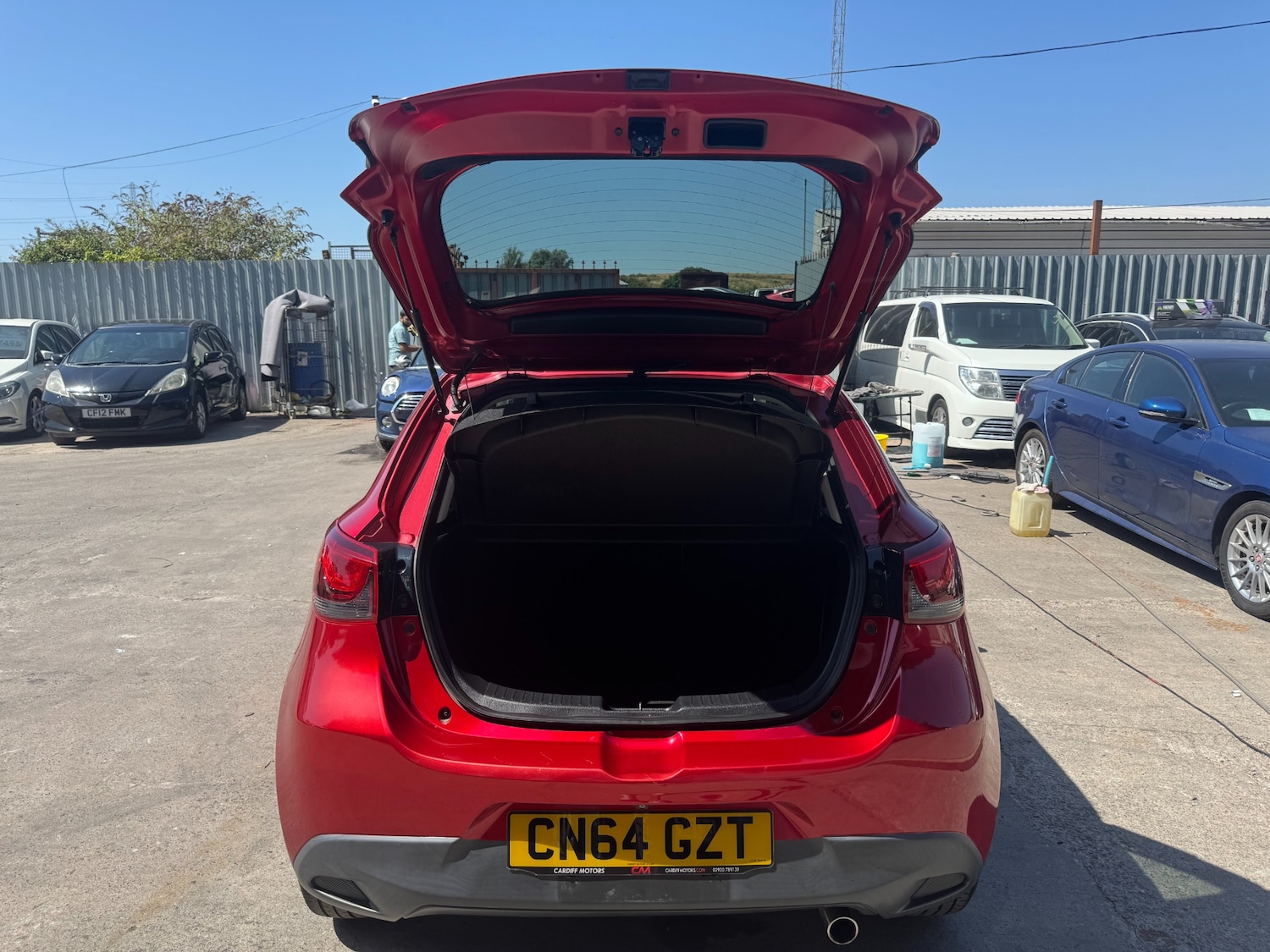 Used Mazda Demio 2015 for sale - 76744003: Photo 11