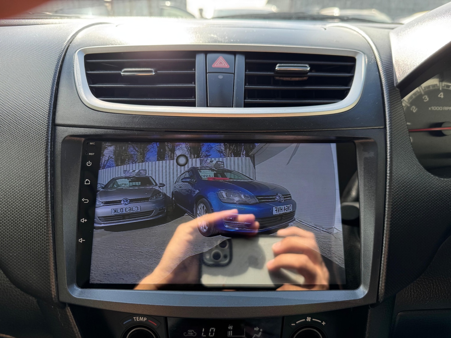 Used Suzuki Swift 2012 for sale - 76381679: Photo 24