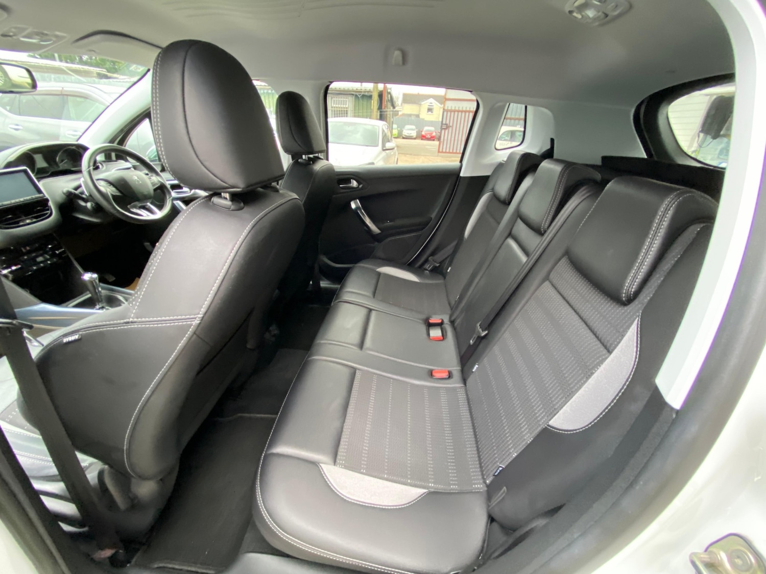 Used Peugeot 2008 2015 for sale - 78035843: Photo 28