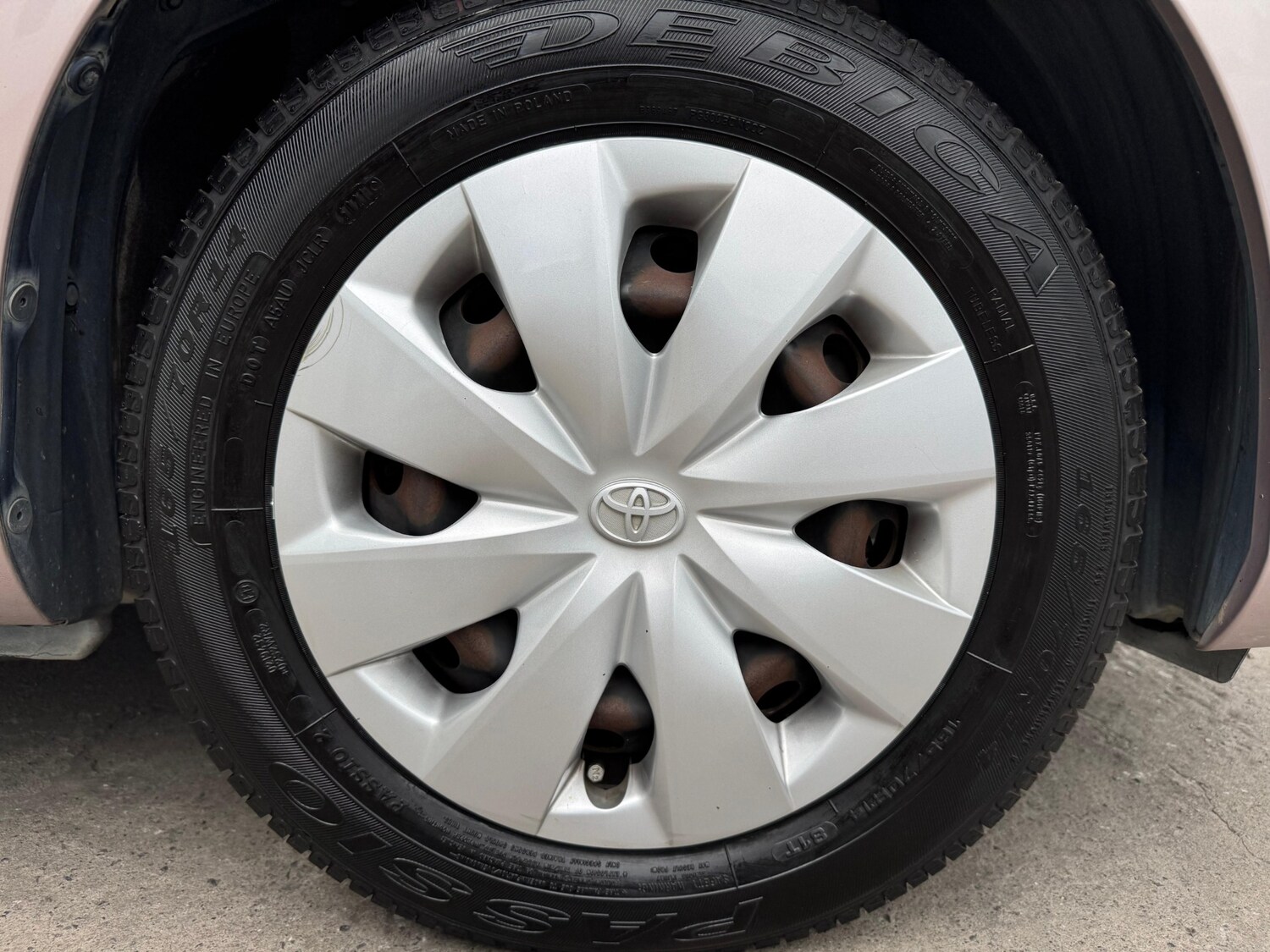 Used Toyota Vitz 2012 for sale - 76342929: Photo 36