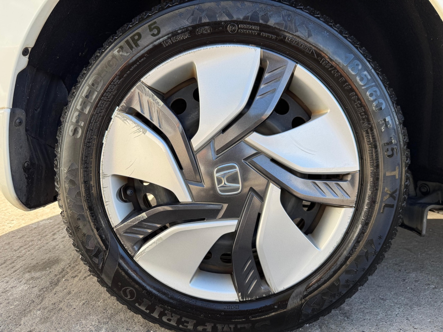 Used Honda Fit 2015 for sale - 76097288: Photo 33