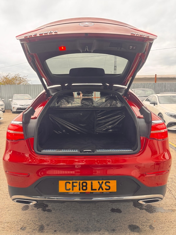 Used Mercedes-Benz GLC 2018 for sale - 76309699: Photo 10