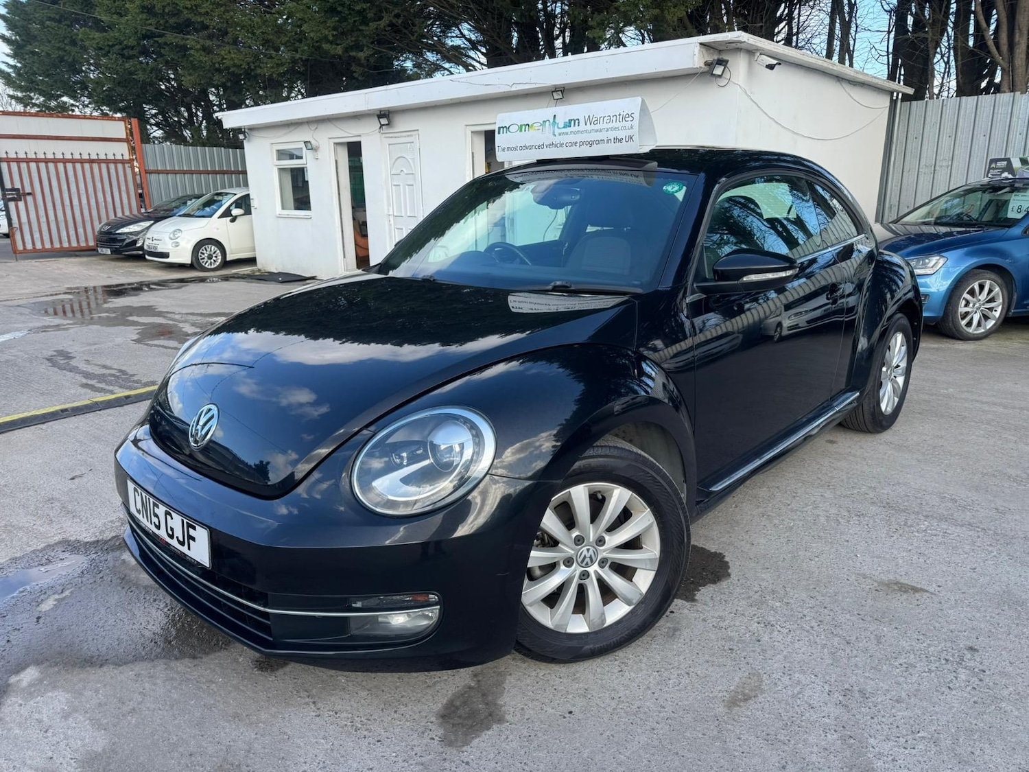 Used Volkswagen Beetle 2015 for sale - 78087967: Photo 2