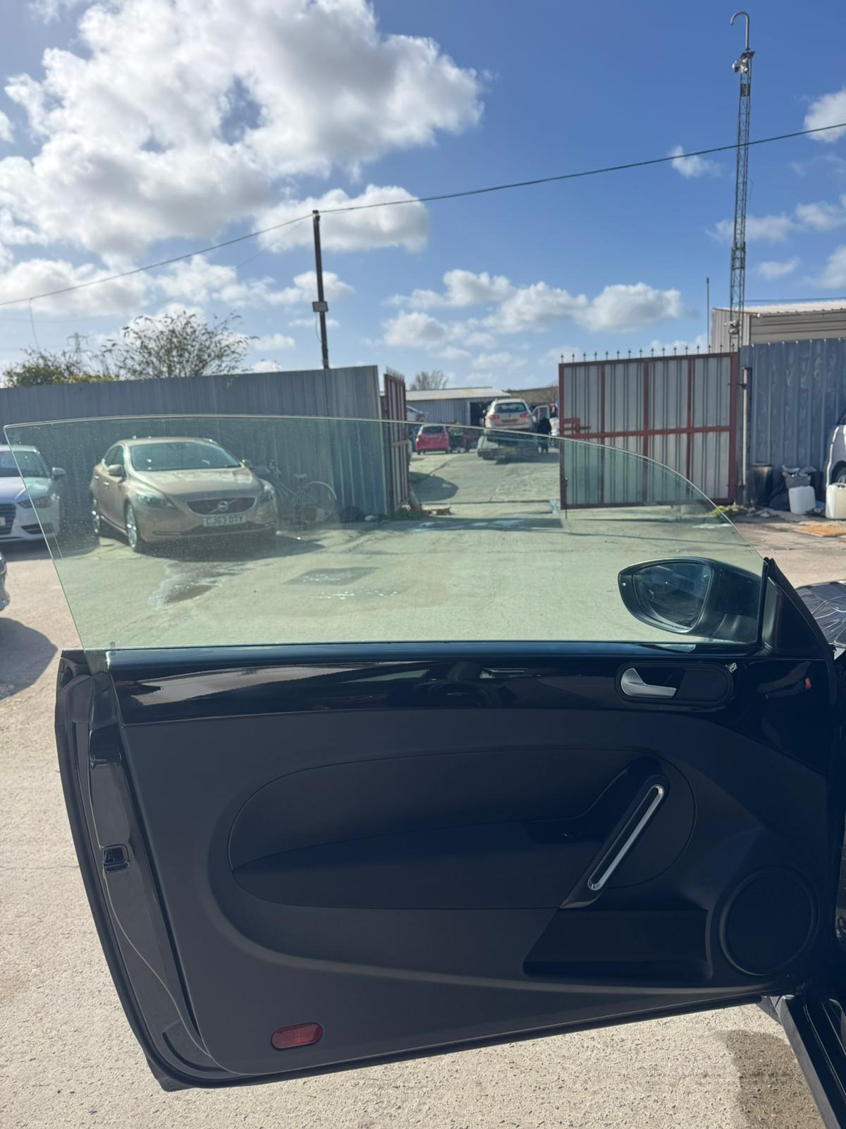 Used Volkswagen Beetle 2015 for sale - 78087967: Photo 26