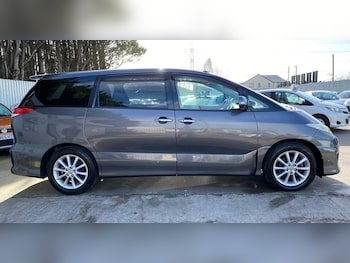 Used Toyota Estima 2010 for sale - 77584272: Photo