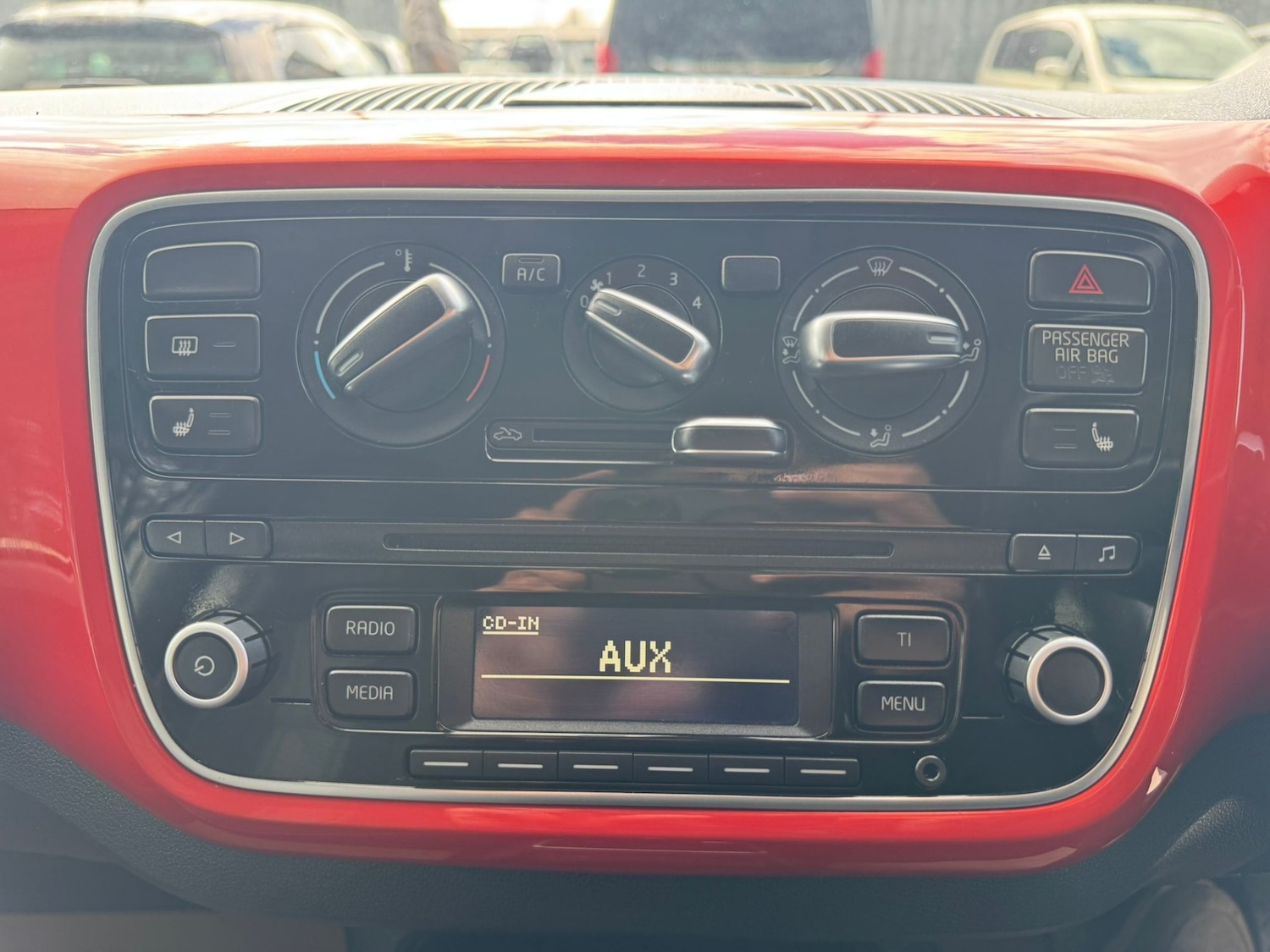 Used Volkswagen up! 2014 for sale - 78067068: Photo 18