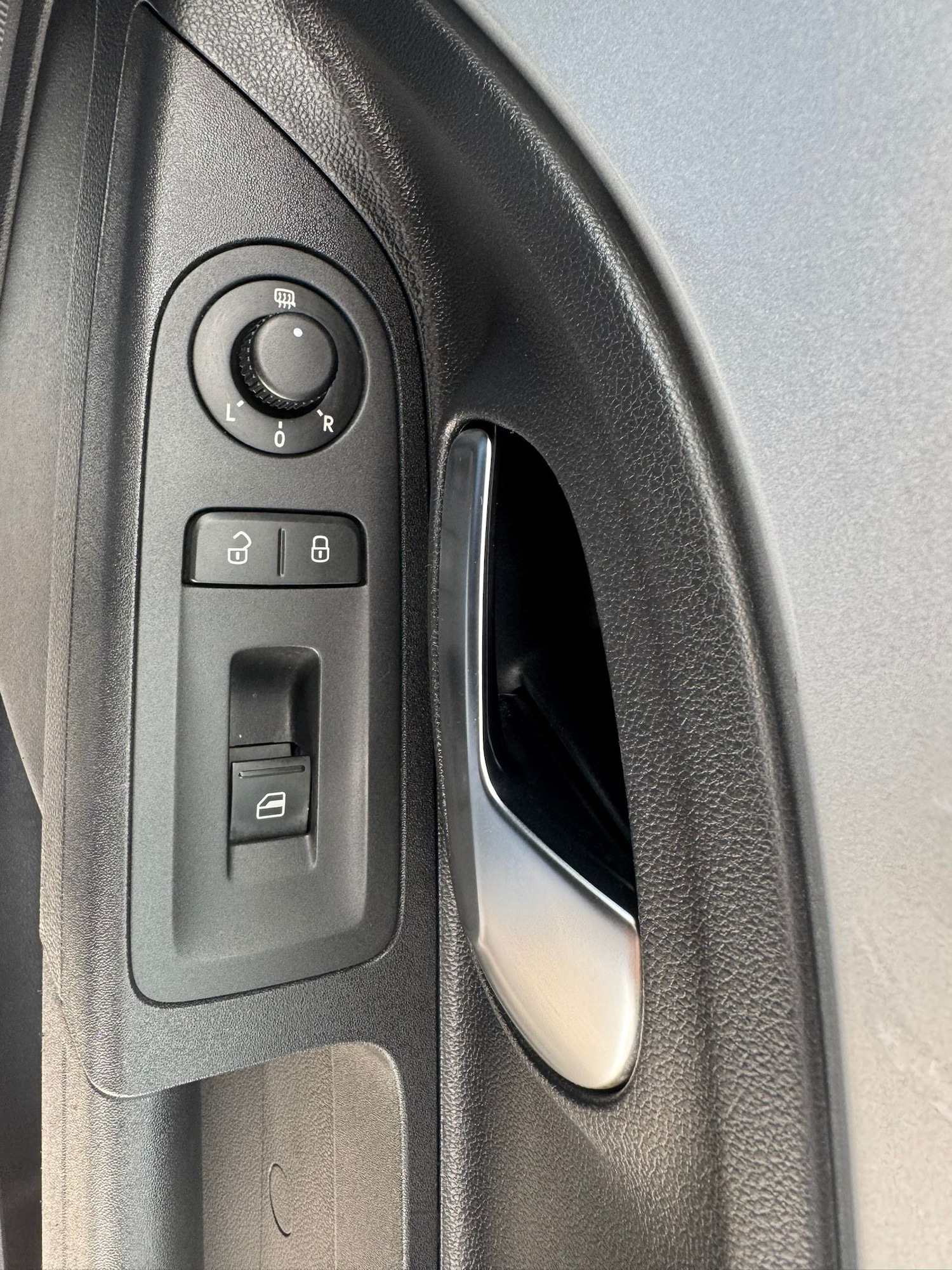 Used Volkswagen up! 2014 for sale - 78067068: Photo 22