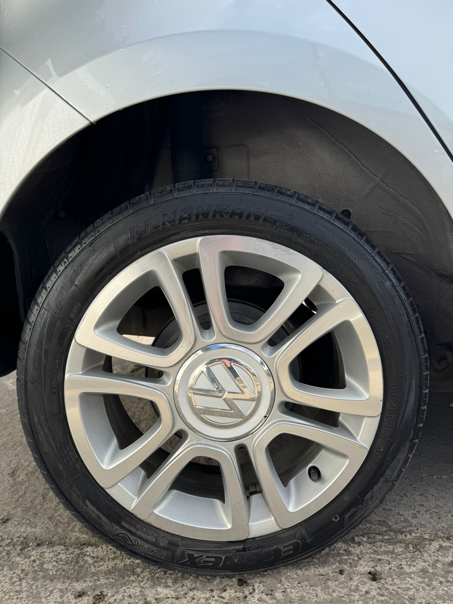 Used Volkswagen up! 2014 for sale - 78067068: Photo 30