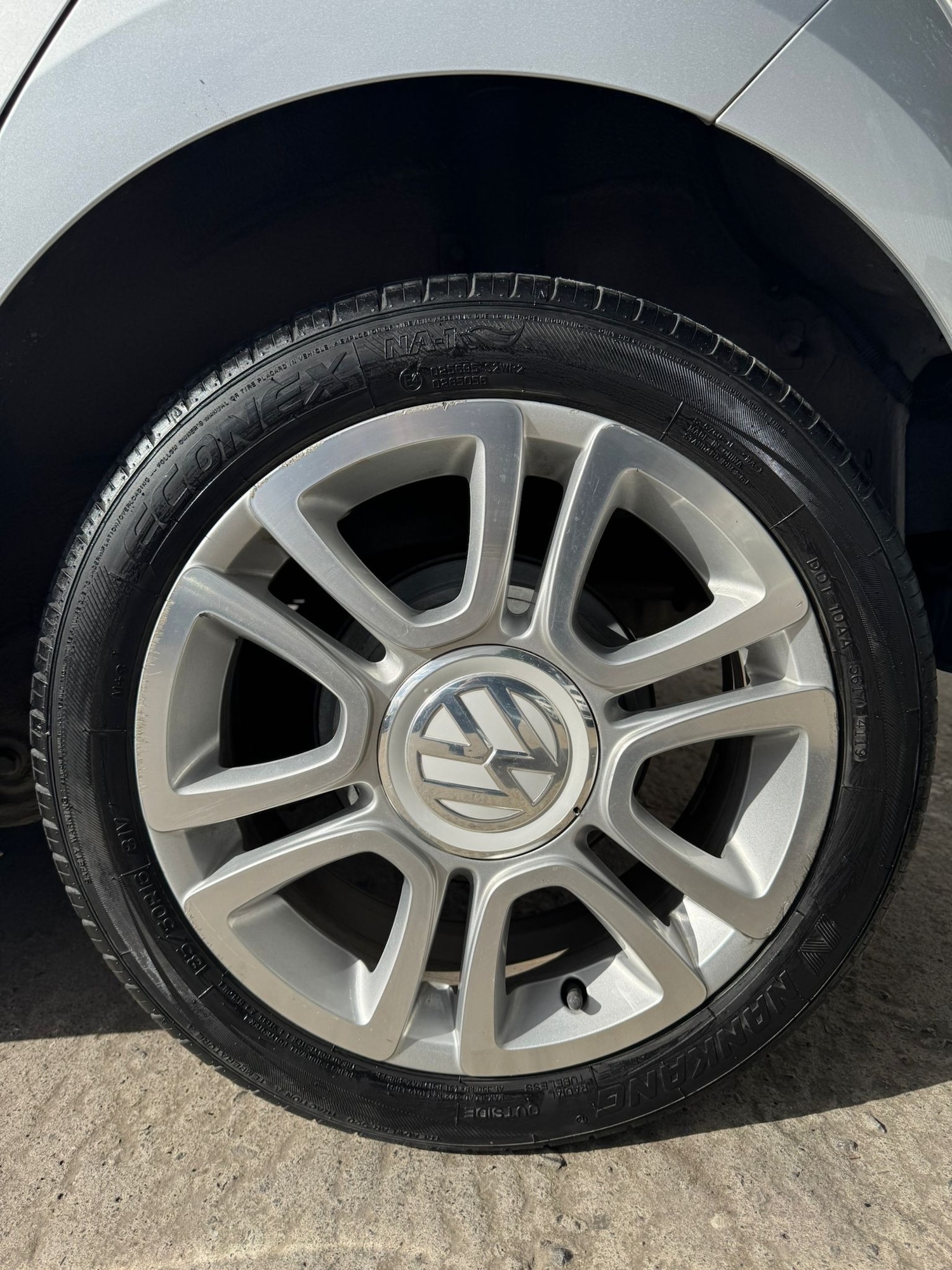 Used Volkswagen up! 2014 for sale - 78067068: Photo 31