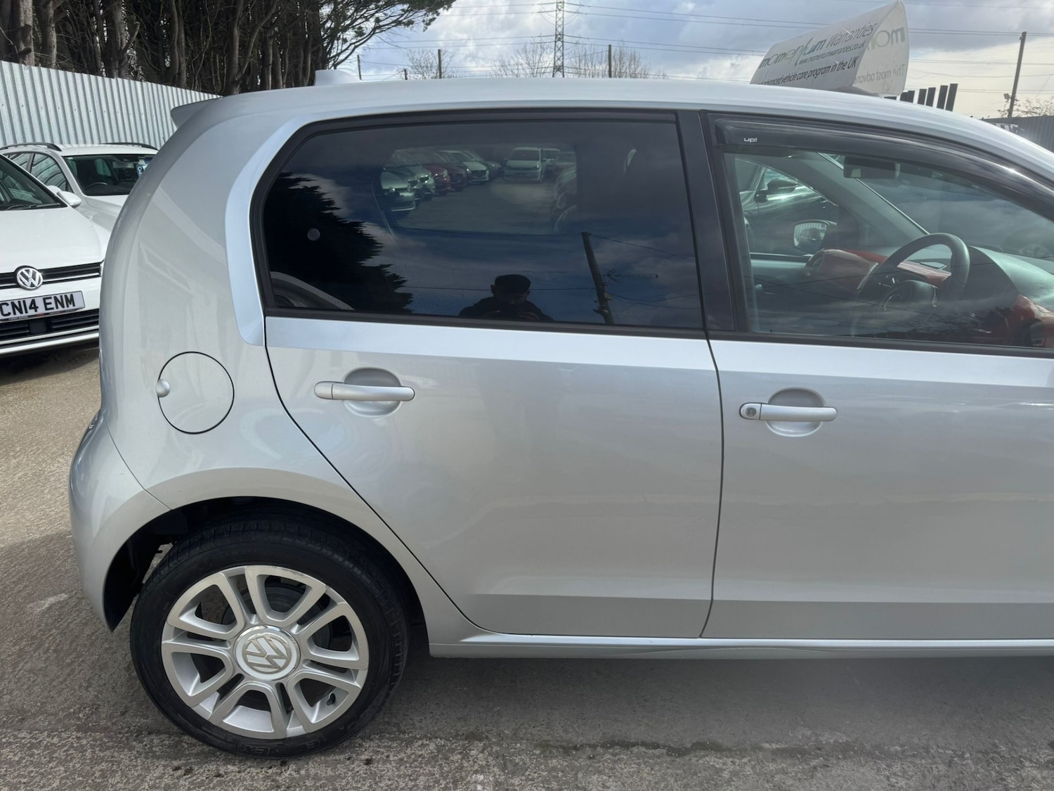 Used Volkswagen up! 2014 for sale - 78067068: Photo 5
