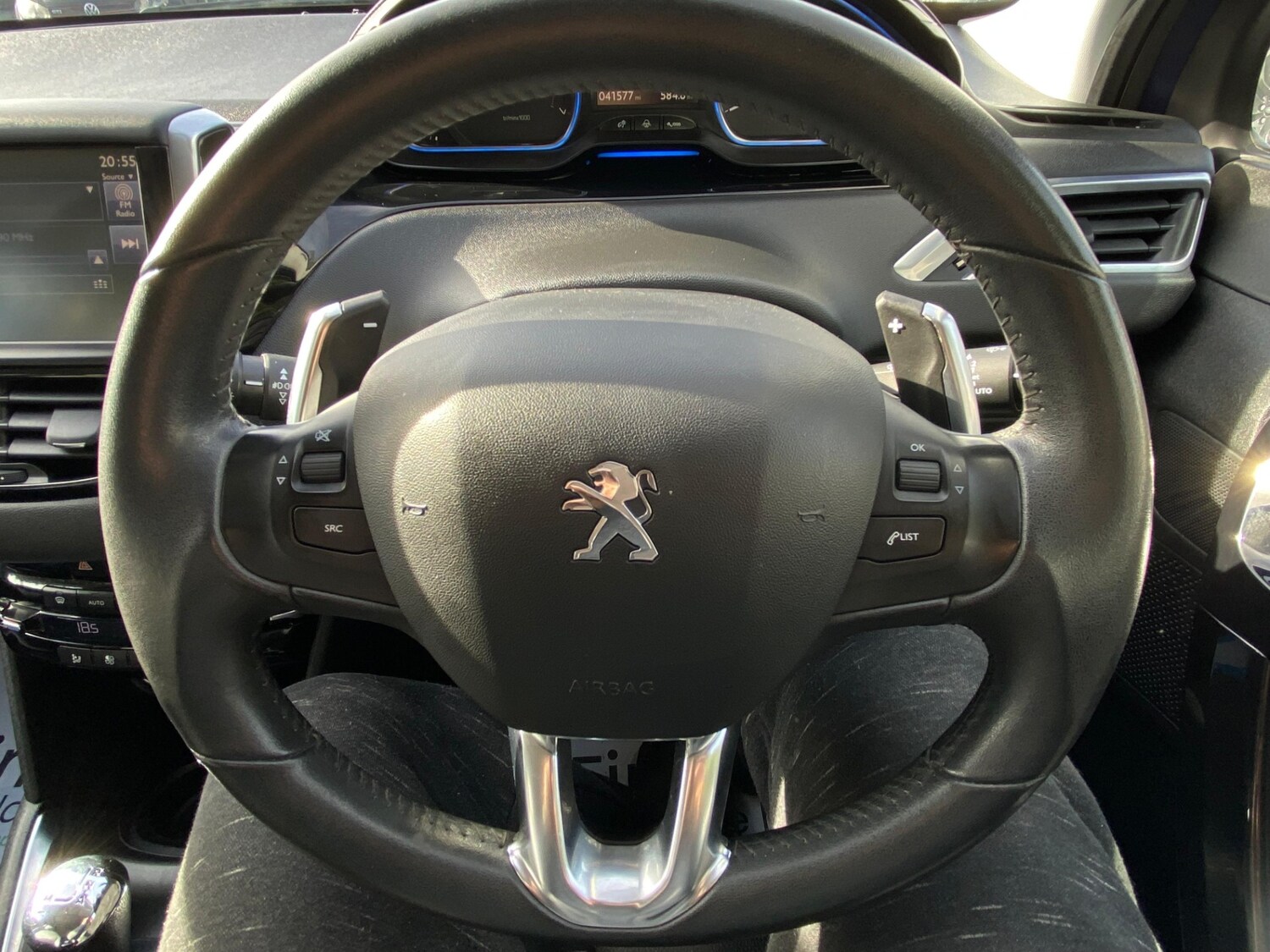 Used Peugeot 208 2015 for sale - 77884370: Photo 18