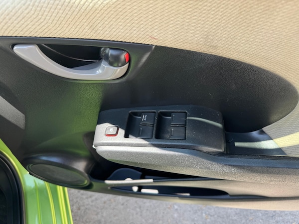 Used Honda Fit 2012 for sale - 76299664: Photo 15