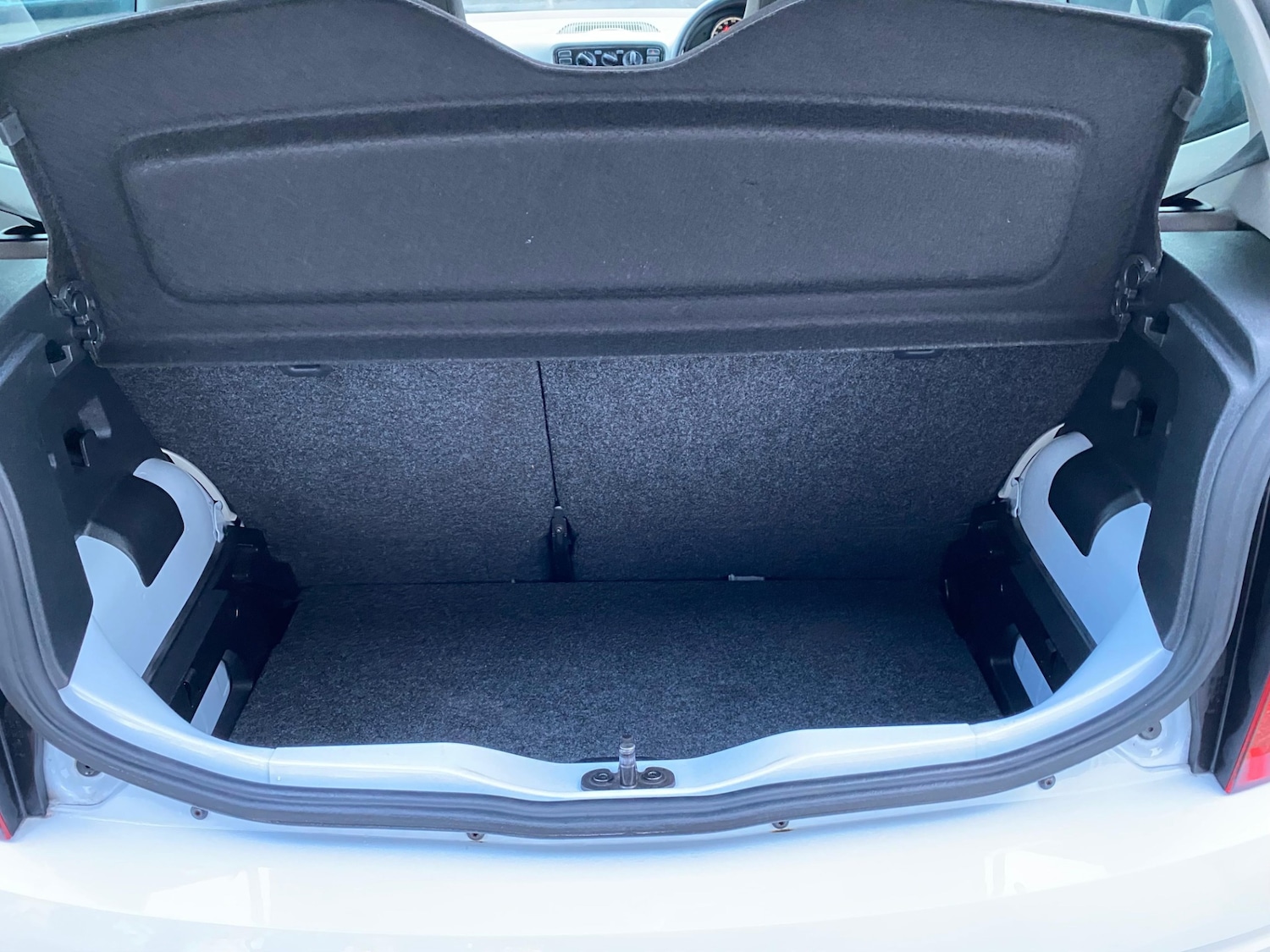 Used Volkswagen up! 2013 for sale - 77328917: Photo 11