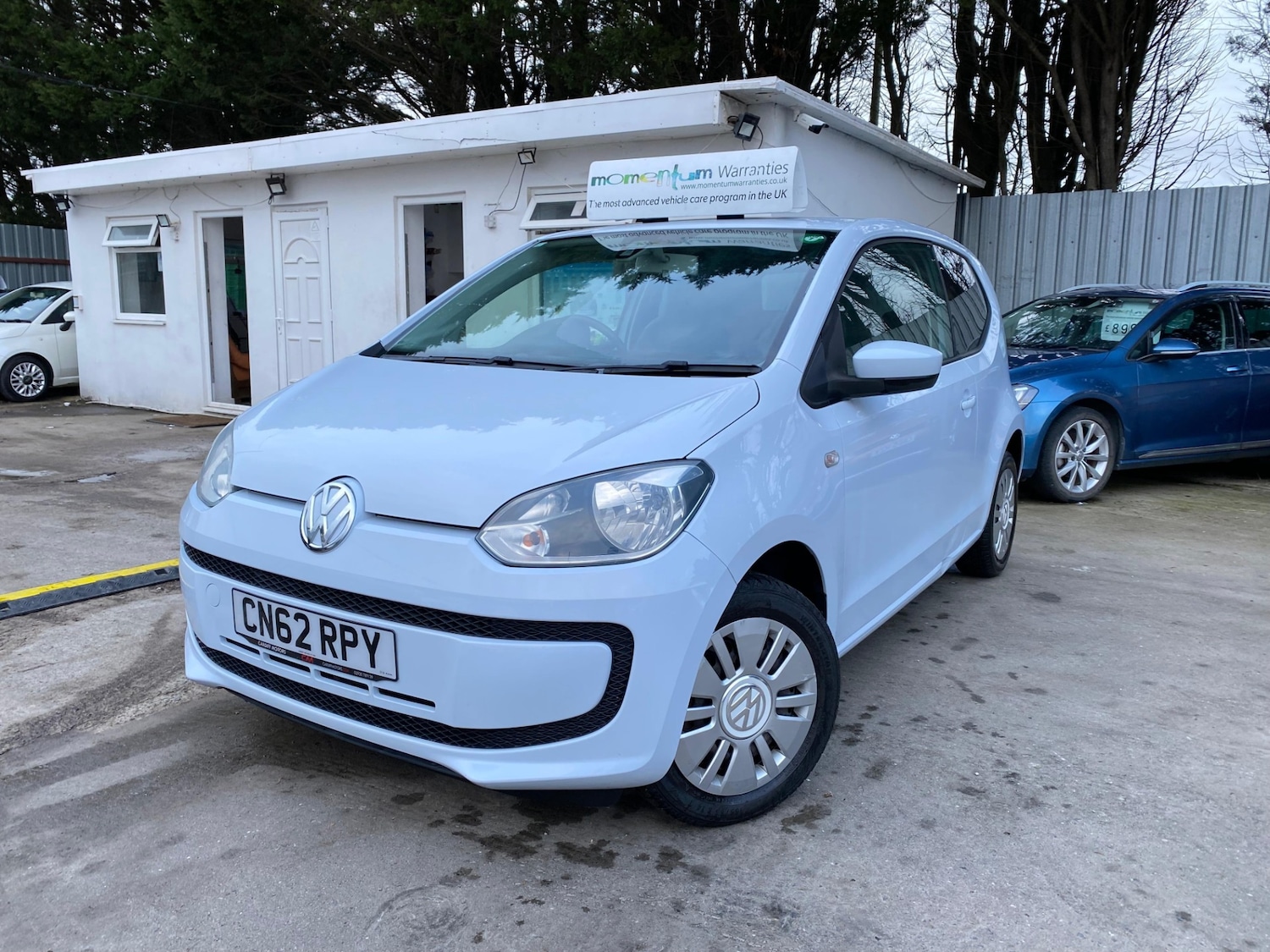 Used Volkswagen up! 2013 for sale - 77328917: Photo 2